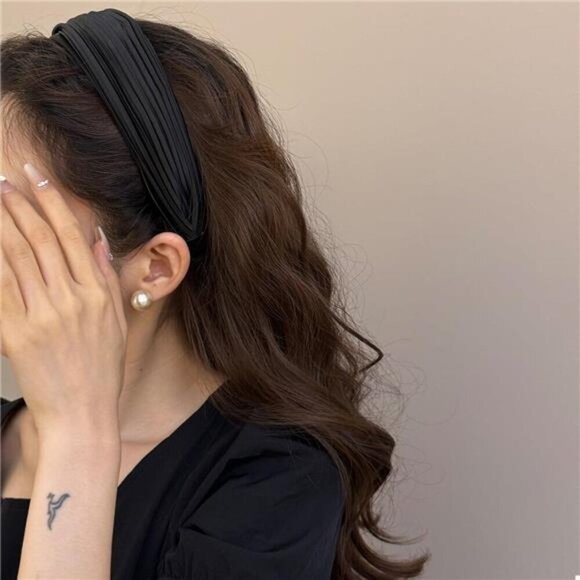 Pleated Wide Hair Headband main image 5